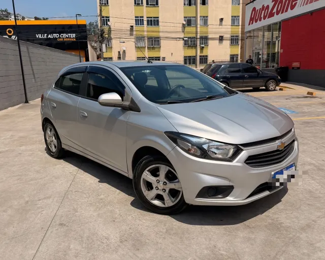 GM - Chevrolet Onix Hatch LT 1.4 8V Flexpower 5p Mec.